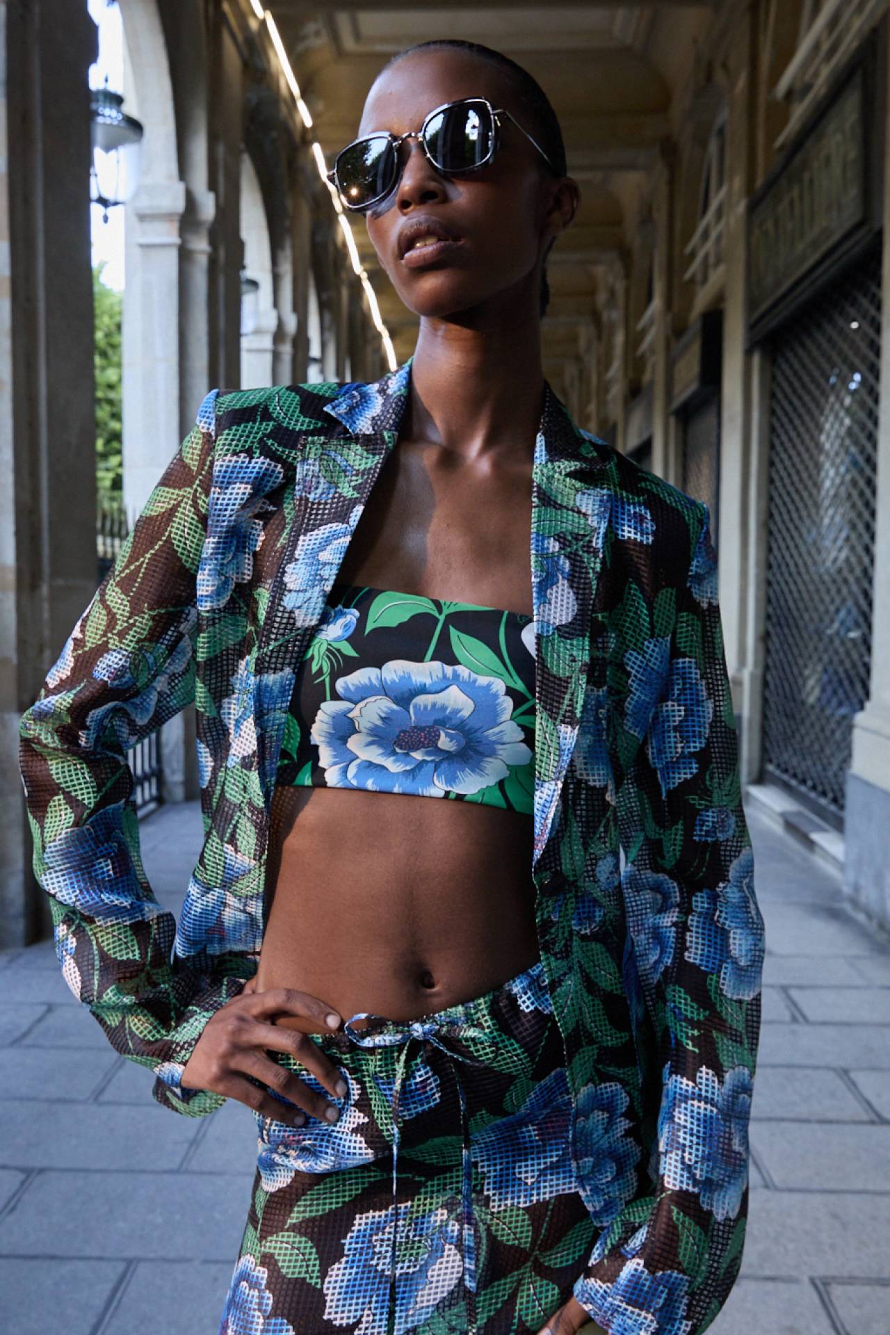 月永レオ フィーチャー 2022 WINTER Casual Side Fall/Winter 2023 Collection | Watch the Fashion Show | KENZO